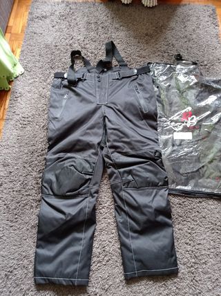 Pantalones para moto de segunda mano en Oviedo en WALLAPOP