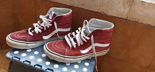 Vans bota roja de segunda mano por 25 EUR en Bilbao en WALLAPOP