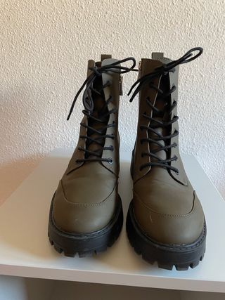 BOTA ARMONIAS PLANA ENGOMADA