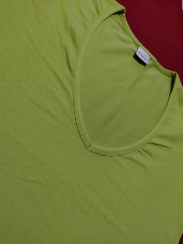 Tshirt verde chiaro in cotone per donna