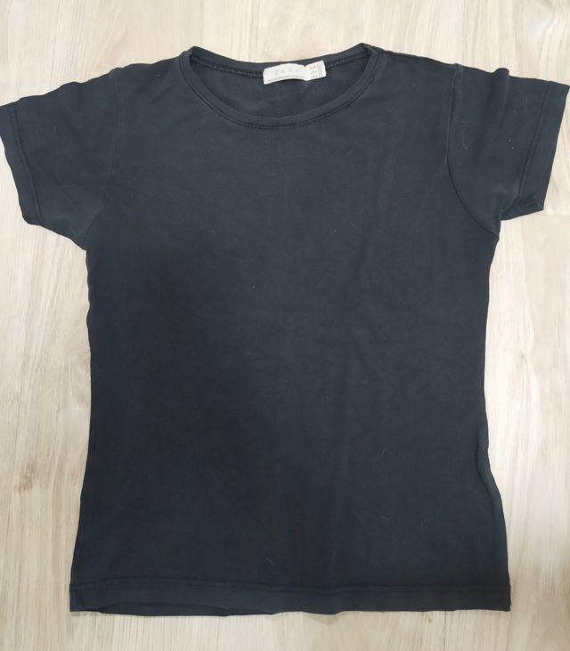 Camiseta negra de Zara