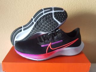 NIKE PEGASUS 38 TALLA 43 de segunda mano por 75 EUR en Tavernes Blanques en  WALLAPOP