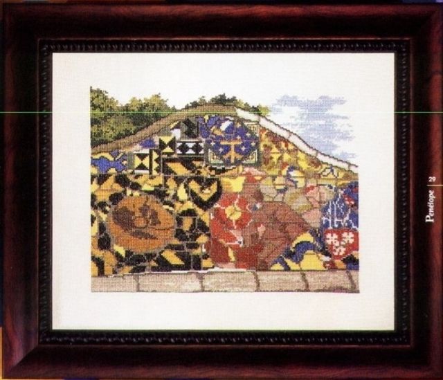 Banco del Parque Güell Barcelona en punto de cruz