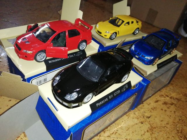 Coches a escala 1/32 " Saico"