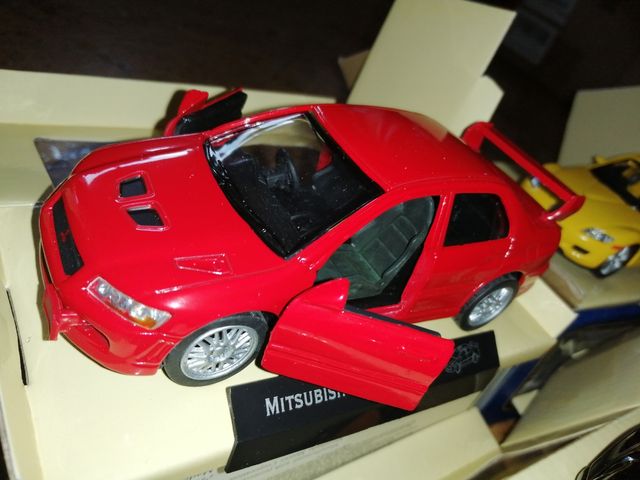Coches a escala 1/32 " Saico"