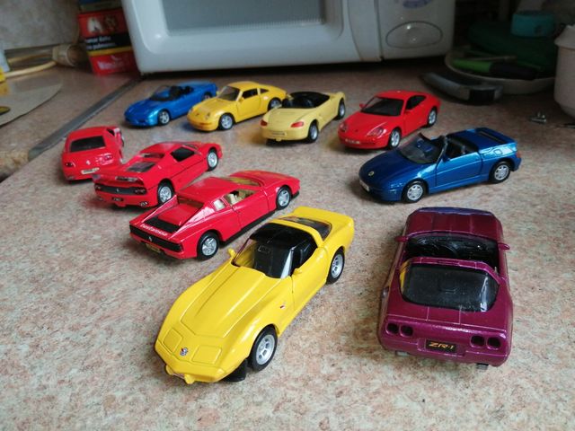 Coches a escala 1/39 Maisto