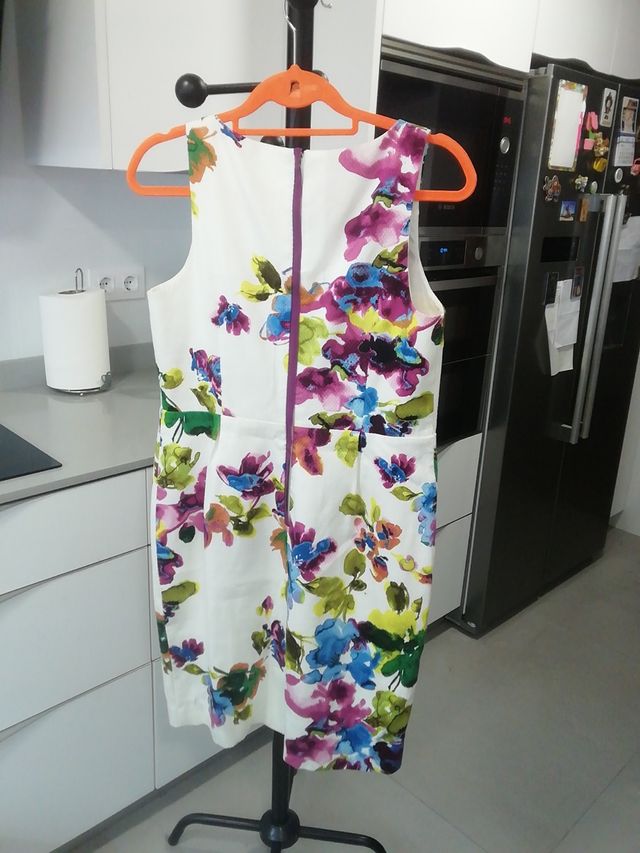 vestido Adolfo Domingez