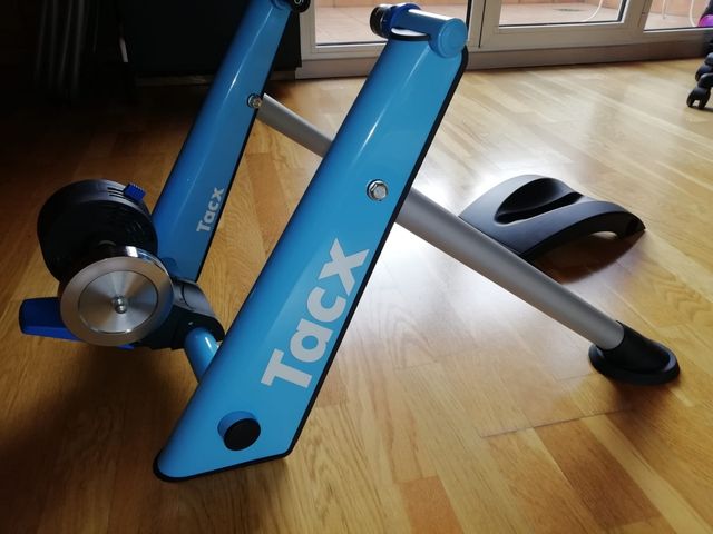 Rodillo Tacx t2675 blue twist