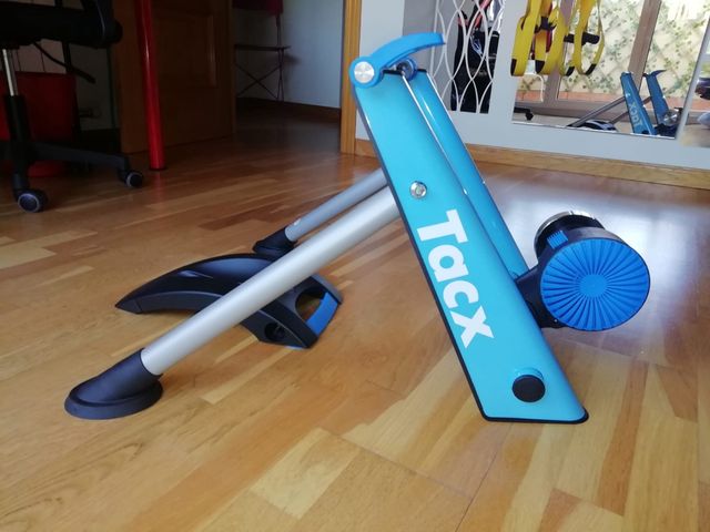 Rodillo Tacx t2675 blue twist
