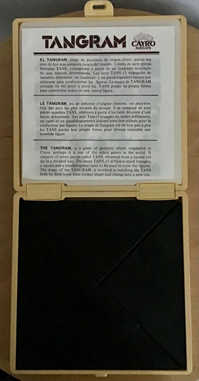 Tangram Cayro. Juego