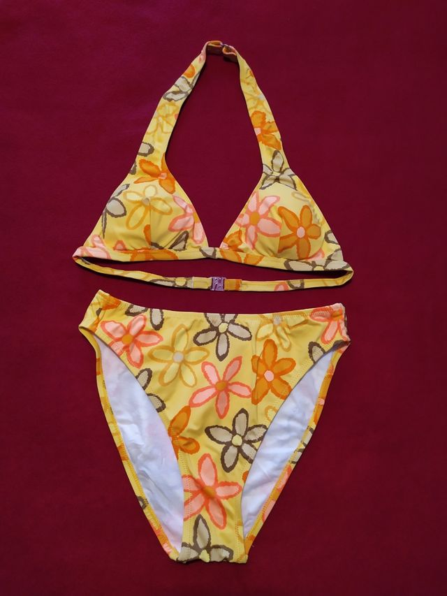 Costume bikini fiorato per donna