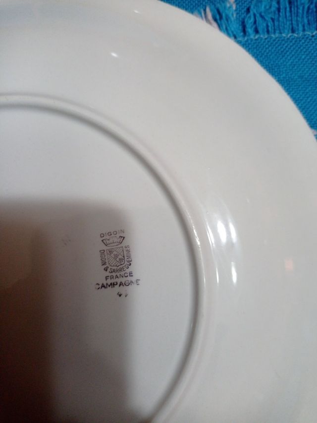 Antigua ensaladera Serreguemines, Francia