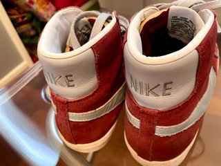 Zapatillas nike blazer mid 77 granates y plateadas de segunda mano por 20  EUR en Madrid en WALLAPOP