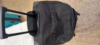 Maleta con ruedas 90 L Decathlon de segunda mano por 35 EUR en Badalona en  WALLAPOP