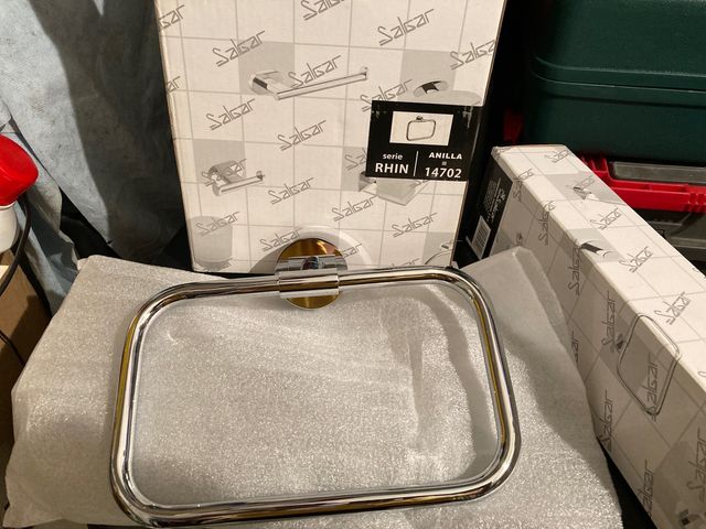 Toallero anilla cromo