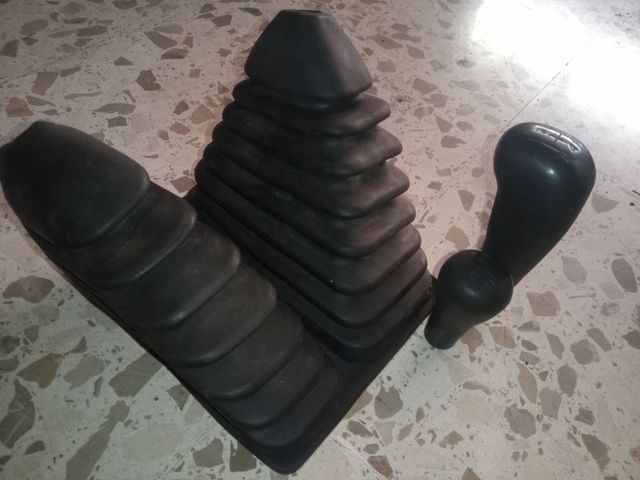 POMOS MITSUBISHI L200