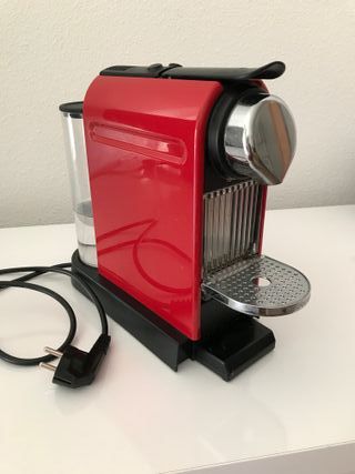Cafetera Nespresso Citiz de segunda mano en WALLAPOP