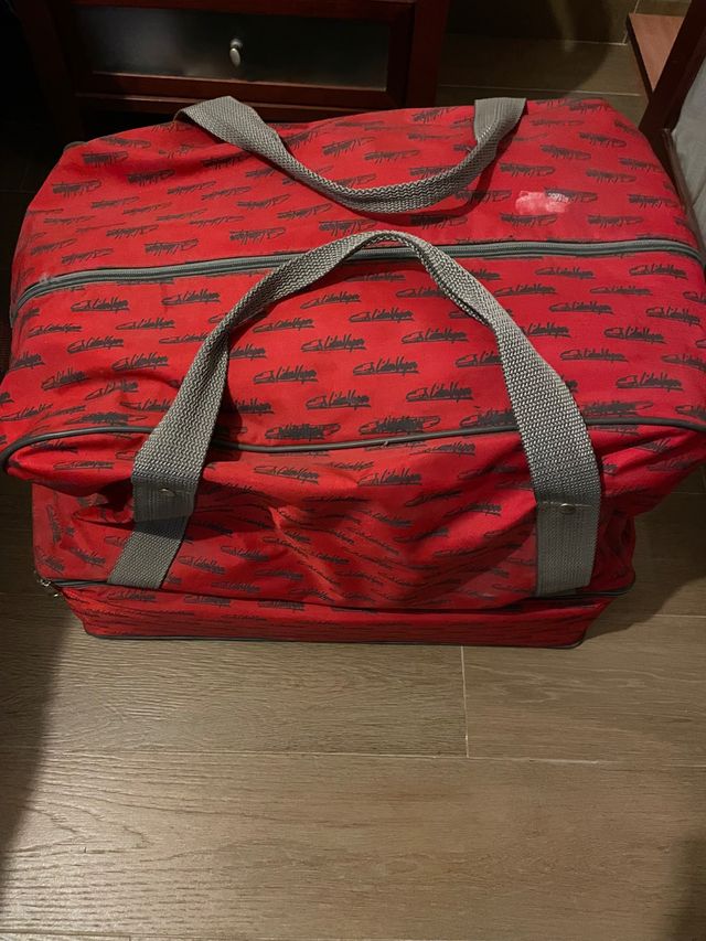 Vaporeta con centro de planchado