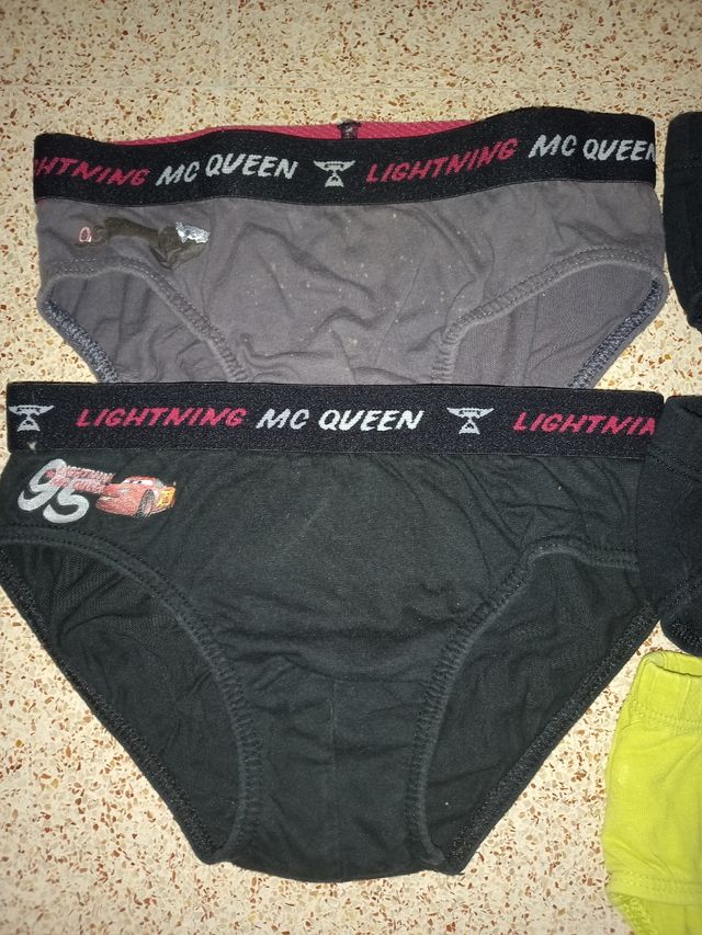 Calzoncillos sin uso talla 4-6 años