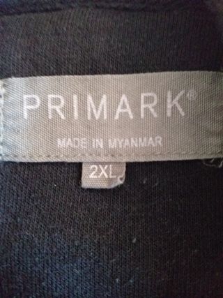2 Sudaderas hombre negra. Primark. de segunda mano por 5 EUR en Madrid en  WALLAPOP