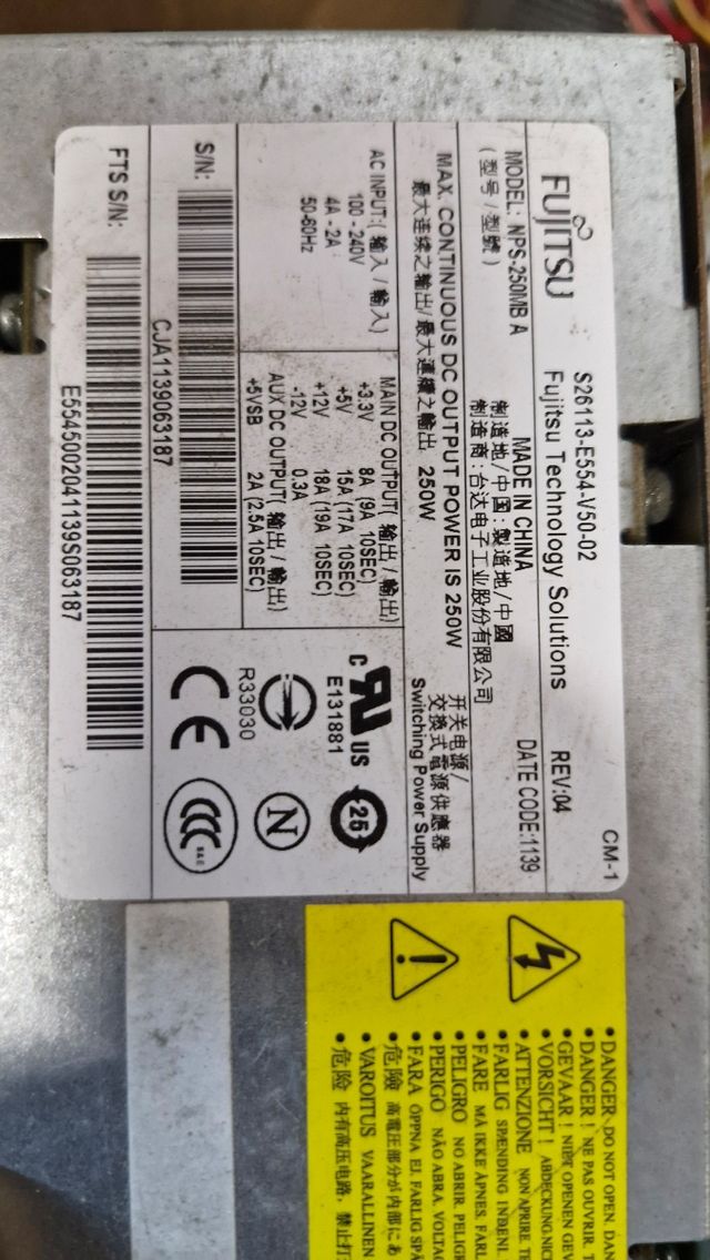 Fuente Ordenador FUJITSU