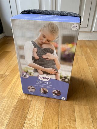 Mochila Fular porteo Chicco Boppy Comfyfit de segunda mano por 50 EUR en  Majadahonda en WALLAPOP