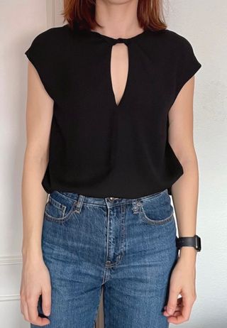 Blusa fiesta ZARA de segunda mano por 13 EUR en Madrid en WALLAPOP