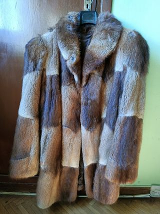 Abrigo de ramusquet para señora y dos bisones de segunda mano por 500 EUR  en Madrid en WALLAPOP