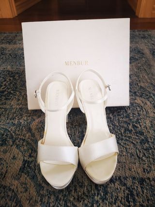 Zapatos de novia Menbur de segunda mano en Madrid en WALLAPOP