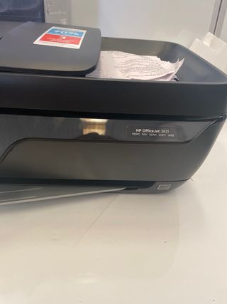 HP OfficeJet 3831 - Impresora multifunción de segunda mano por 95 EUR en  Madrid en WALLAPOP