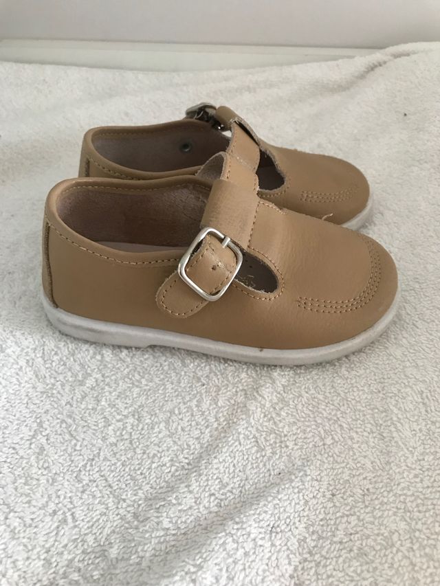 Zapatos piel talla 21