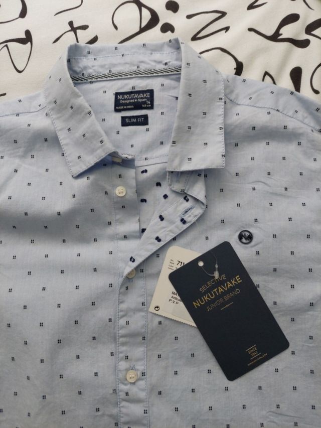 camisa de vestir azul