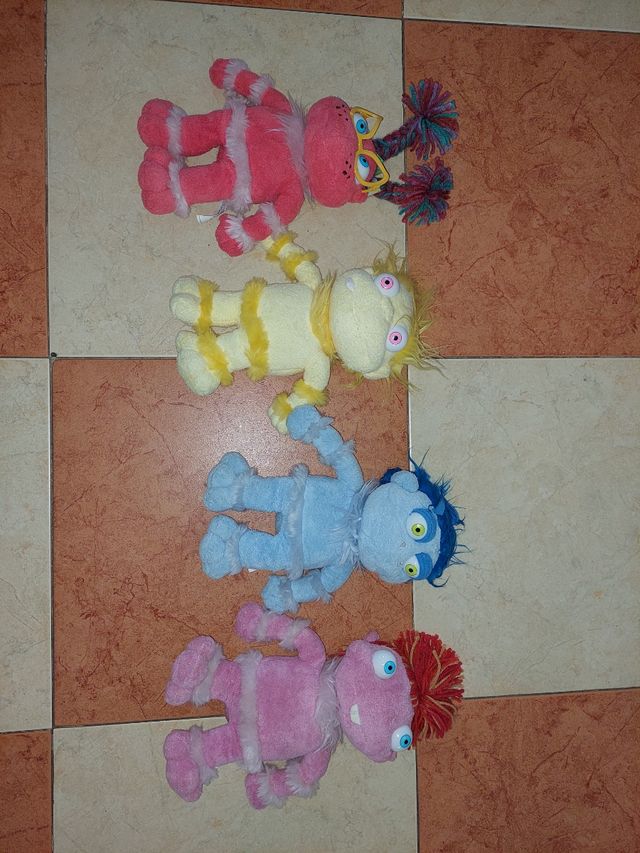 Coleção de bonecas Los Lunnis, 4