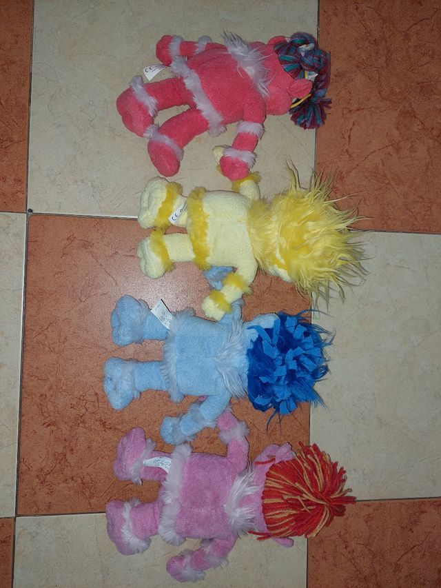 Coleção de bonecas Los Lunnis, 4