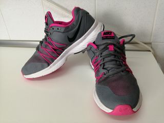 Zapatillas nike air relentless 6 mujer talla 38.5 de segunda mano por 22  EUR en Albacete en WALLAPOP
