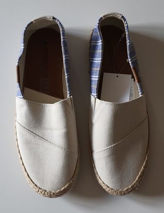 Alpargatas Hombre de segunda mano por 25 EUR en Madrid en WALLAPOP
