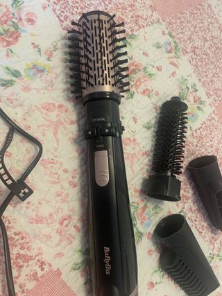 BaByliss AS200E Cepillo de Aire Rotatorio de segunda mano por 45 EUR en  Barcelona en WALLAPOP