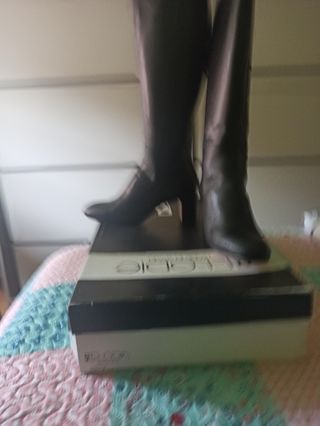 Botas Elodie talla 40 de segunda mano por 40 EUR en Tarazona en WALLAPOP