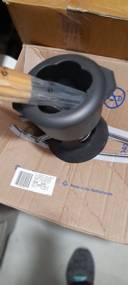 FUNDID SIN ESTRENAŔ MAS COSAS EN EL PERFIL