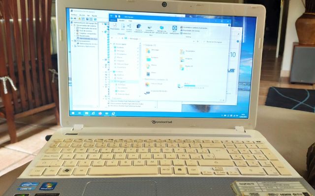 Packard Bell Easynote TS44