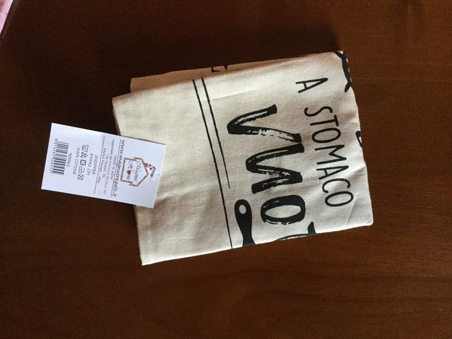 Tre borse in stoffa mai usate