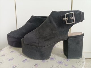 Zapatos plataforma Pull \u0026amp; Bear de segunda mano por 16 EUR en Rociana  del Condado en WALLAPOP