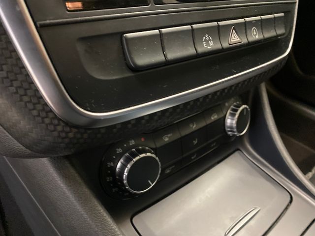 Mercedes-Benz Clase A 180 AMG