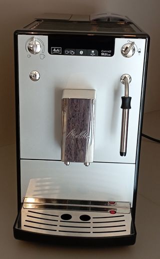 Cafetera automàtica Melitta de segunda mano por 200 EUR en Vidreres en  WALLAPOP