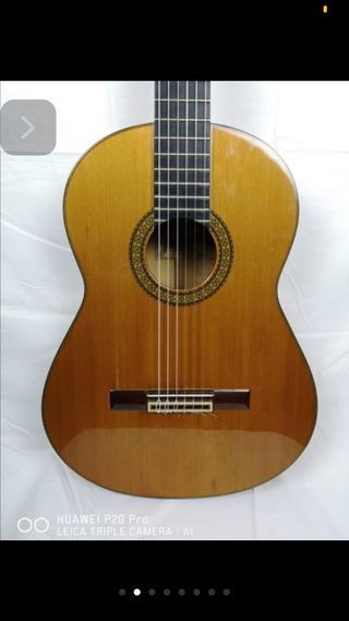 Guitarra flamenca de segunda mano en Sabadell en WALLAPOP