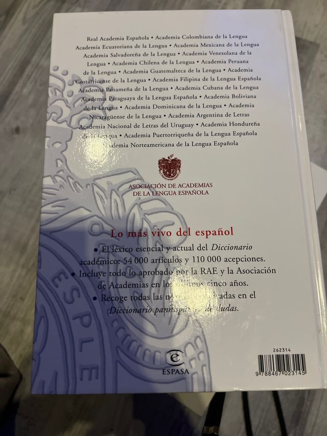 Diccionario esencial de la lengua española