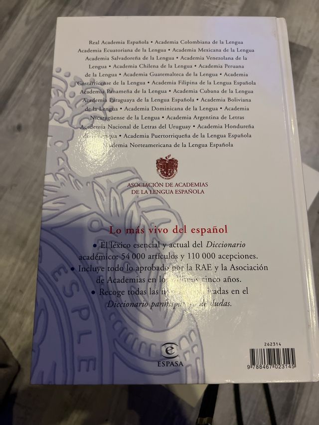 Diccionario esencial de la lengua española