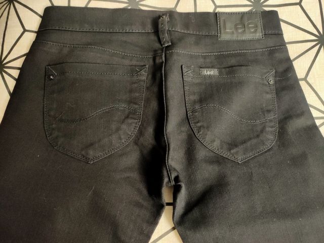 Pantalón vaquero negro Lee sin estrenar