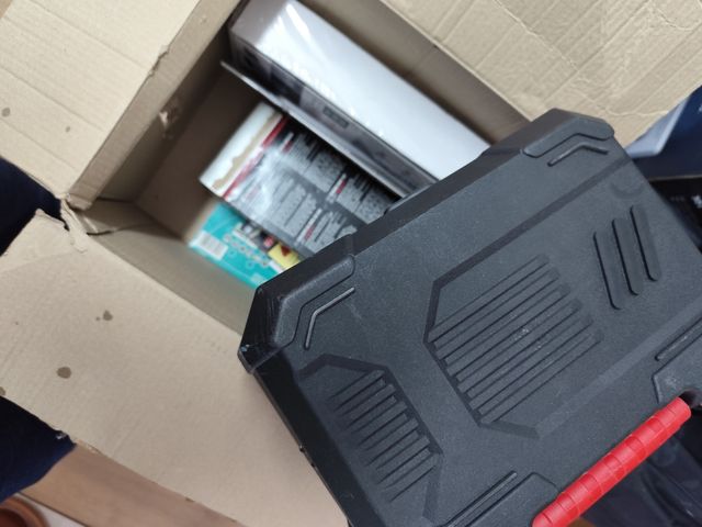 Multilijadora con papeles de lija incluido