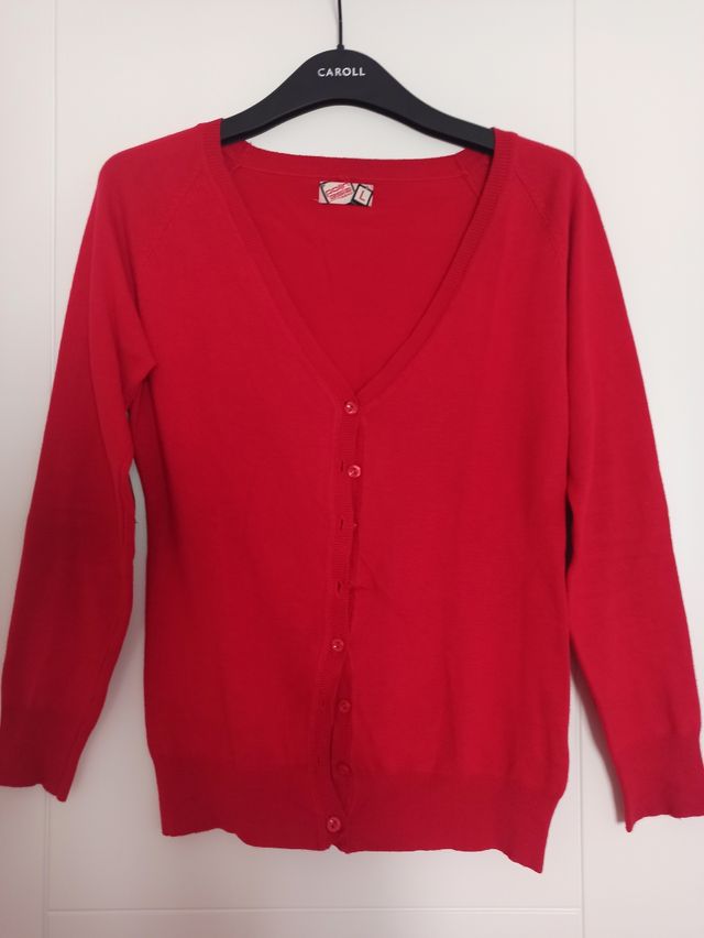 Chaqueta roja con coderas